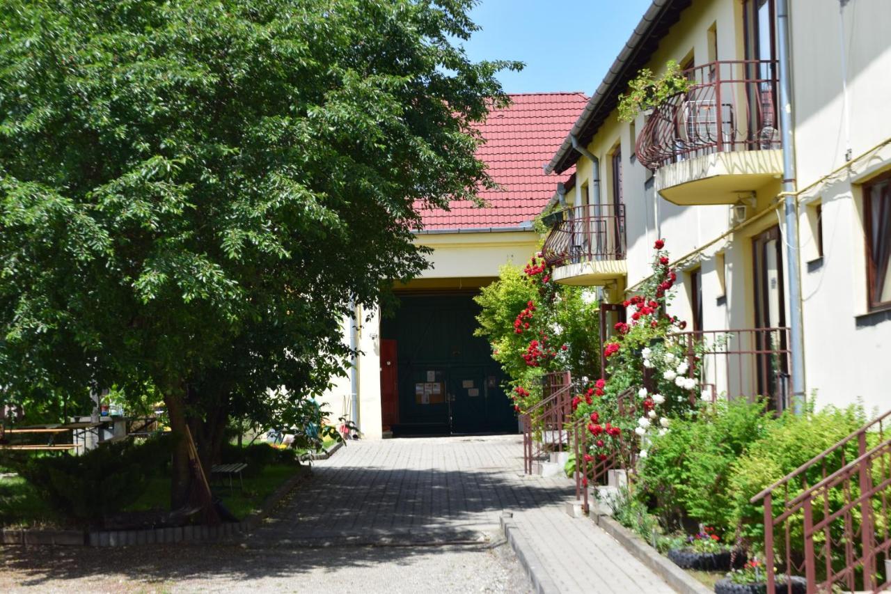 Pension Greenhouse Sibiu Eksteriør bilde