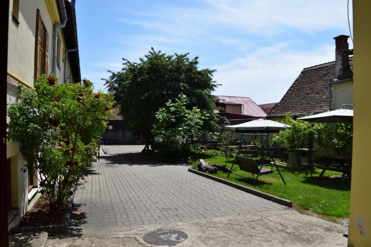Pension Greenhouse Sibiu Eksteriør bilde