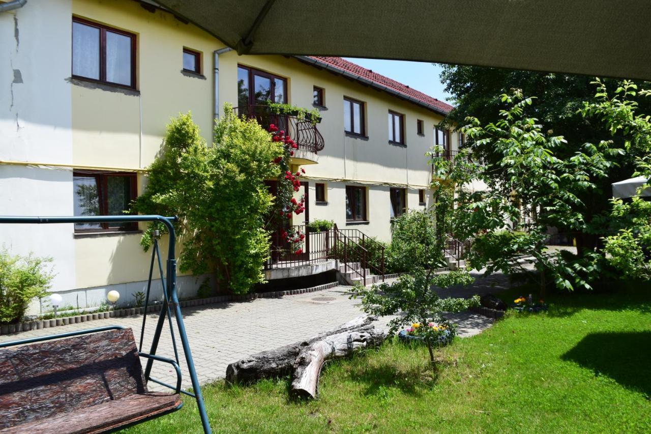 Pension Greenhouse Sibiu Eksteriør bilde